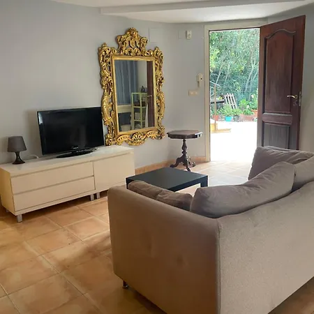Encantador Y Tranquilo Estudio Independiente En Grao * Gandia